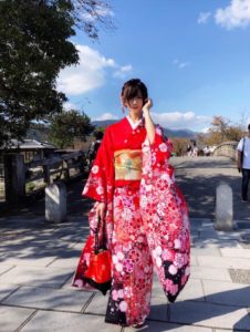 イケメンコスプレイヤー八犬 性別は男 女 素顔や身長 出身も気になる おたまnews